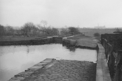 Lock 19 Waterhouses, Daisy Nook