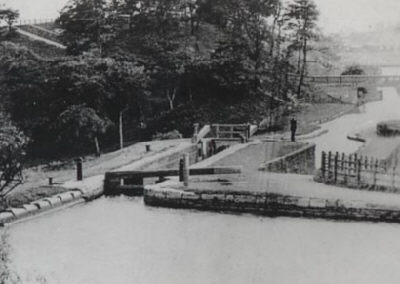 Lock 19 at Daisy Nook. photo: Garry Jones of Littlemoss