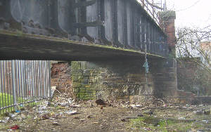 original bridge at Hollinwood