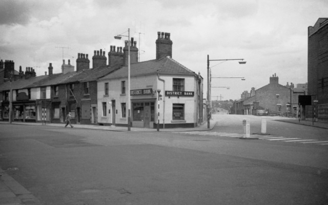 Hollinwood Branch Canal, Hollins Road Bridge