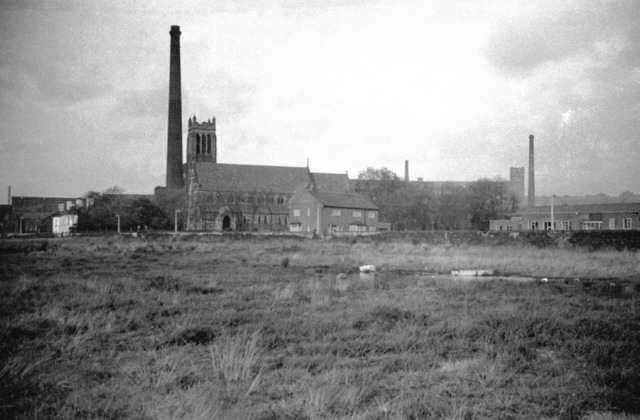 Hollinwood Branch Canal, site of reservoir Hollinwood Branch Canal, site of reservoir