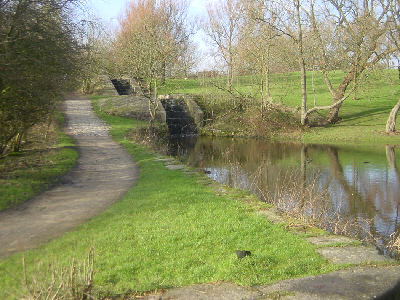 Staircase Locks 20 and 21, Daisy Nook