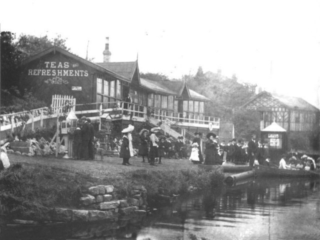 Hollinwood Branch Canal, Crime Lake